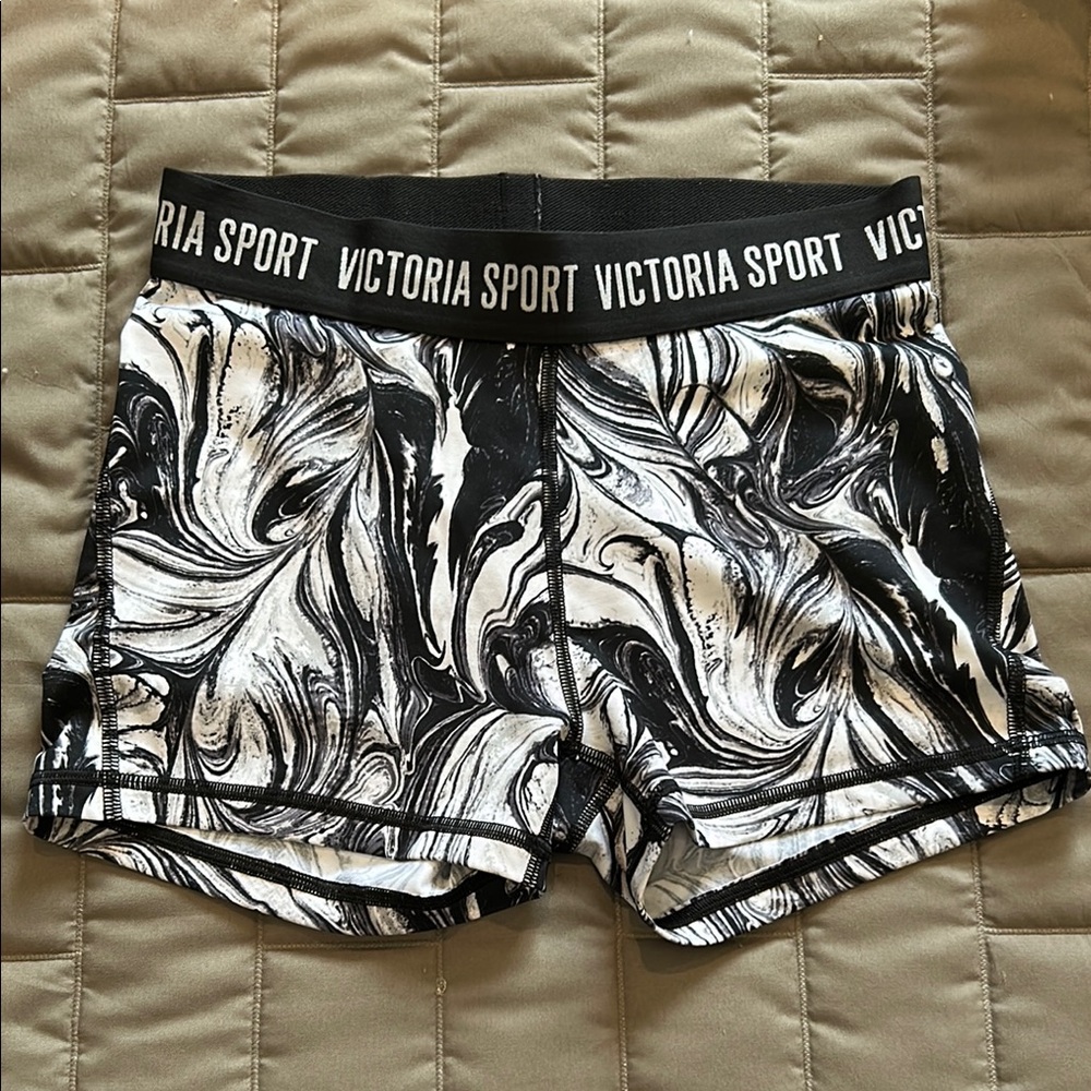 Victoria Secret Black and White Women's Shorts